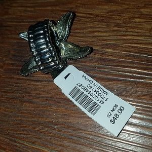 White House Black Market Jewelry - NWT White House Black Market RARE Starfish Ring White House Black Market Jewelry - NWT White House Black Market RARE Starfish Ring